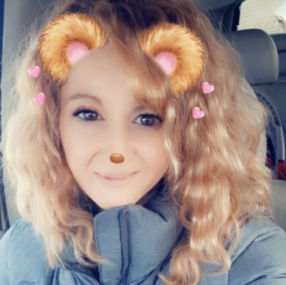 Meet your Posher, Amy